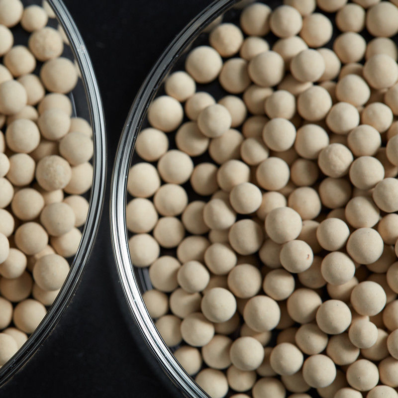 Moisture Content 0.5-0.9% Lithium Molecular Sieve 0.4-0.8mm for Benefit